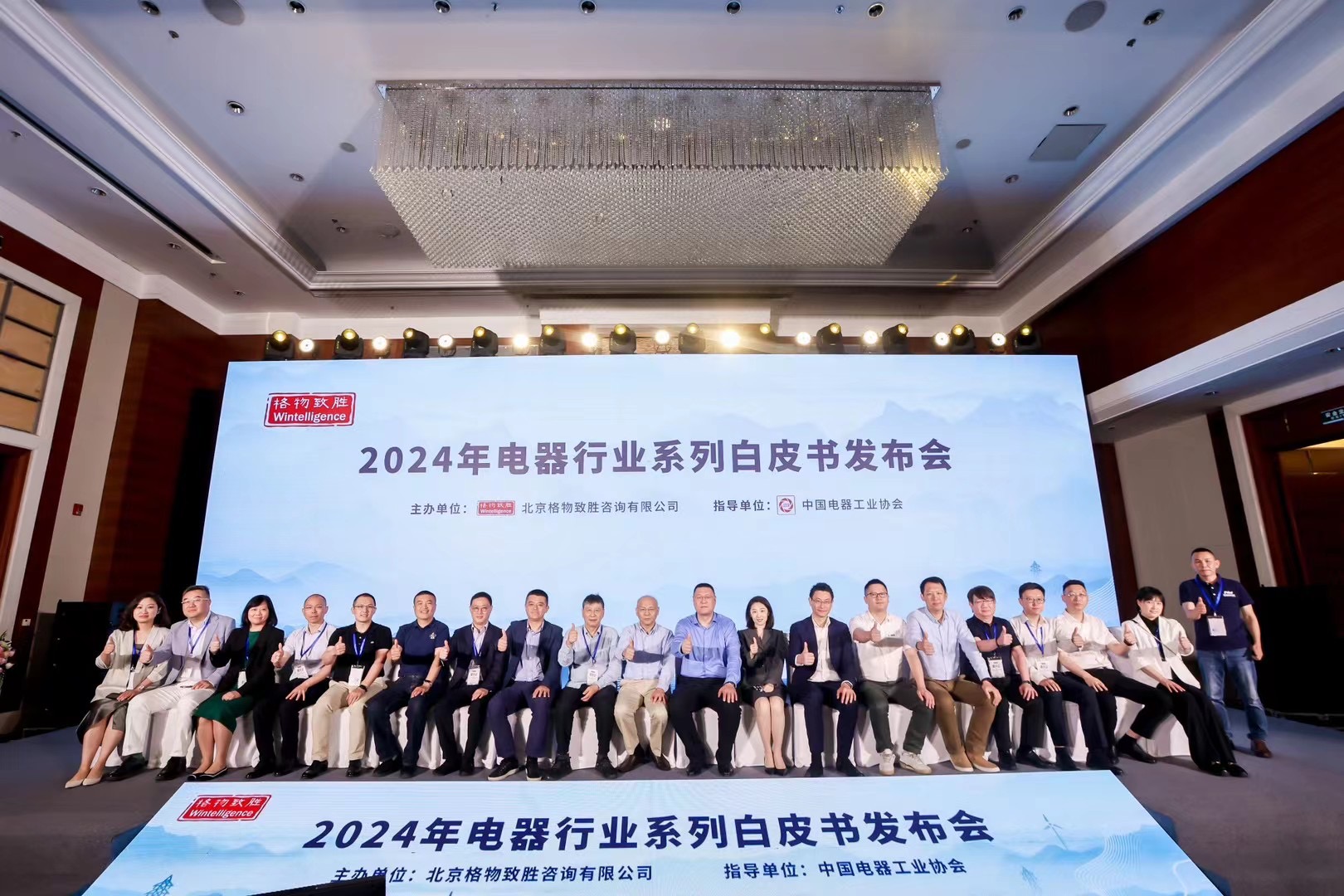 97����-����Ʒ����Ϸ�ٷ���վ